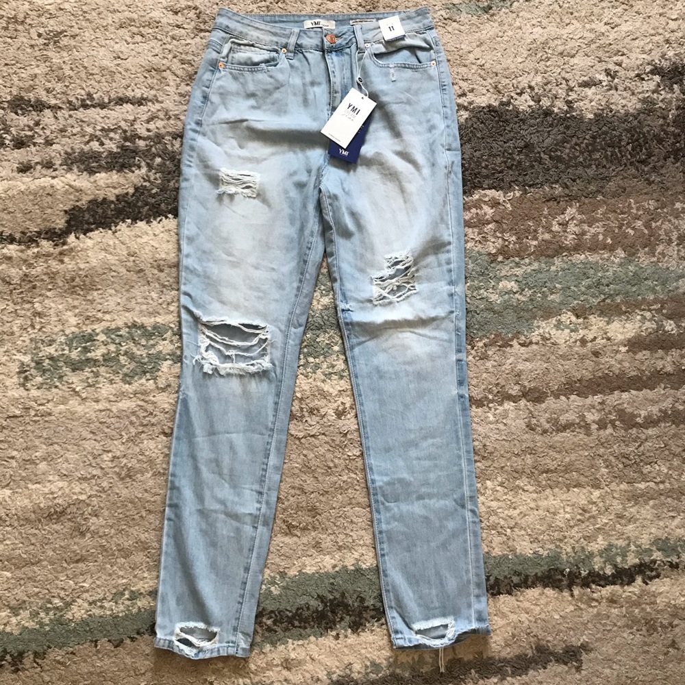 YMI Dream High-Rise Distressed Jeans BNWT